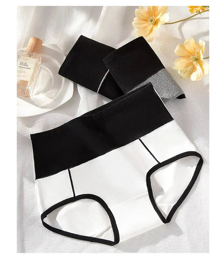 Plus-size cotton high-waist panties set, 4-piece slimming briefs in black and white.
