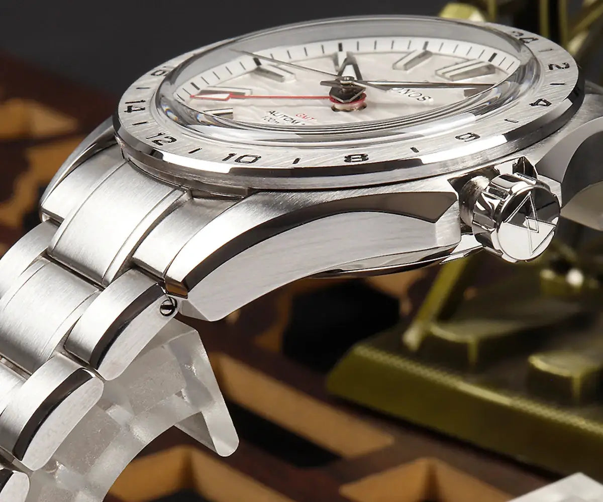 Cronos GS mechanical men's watch, 39mm stainless steel case with brushed bracelet, birch-pattern dial, sapphire glass