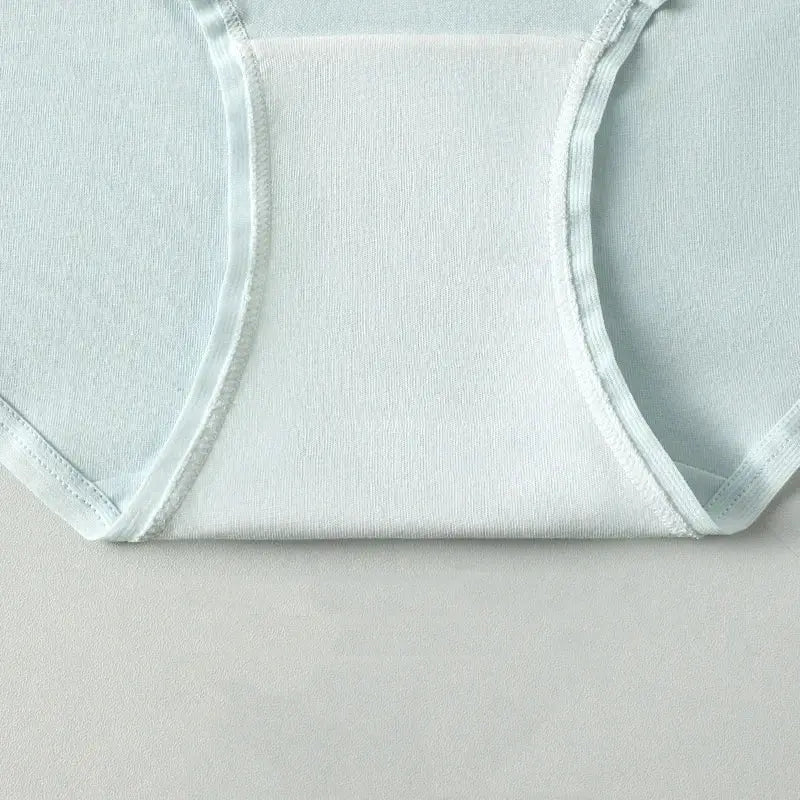 Women’s cotton panties in light blue with soft, breathable fabric