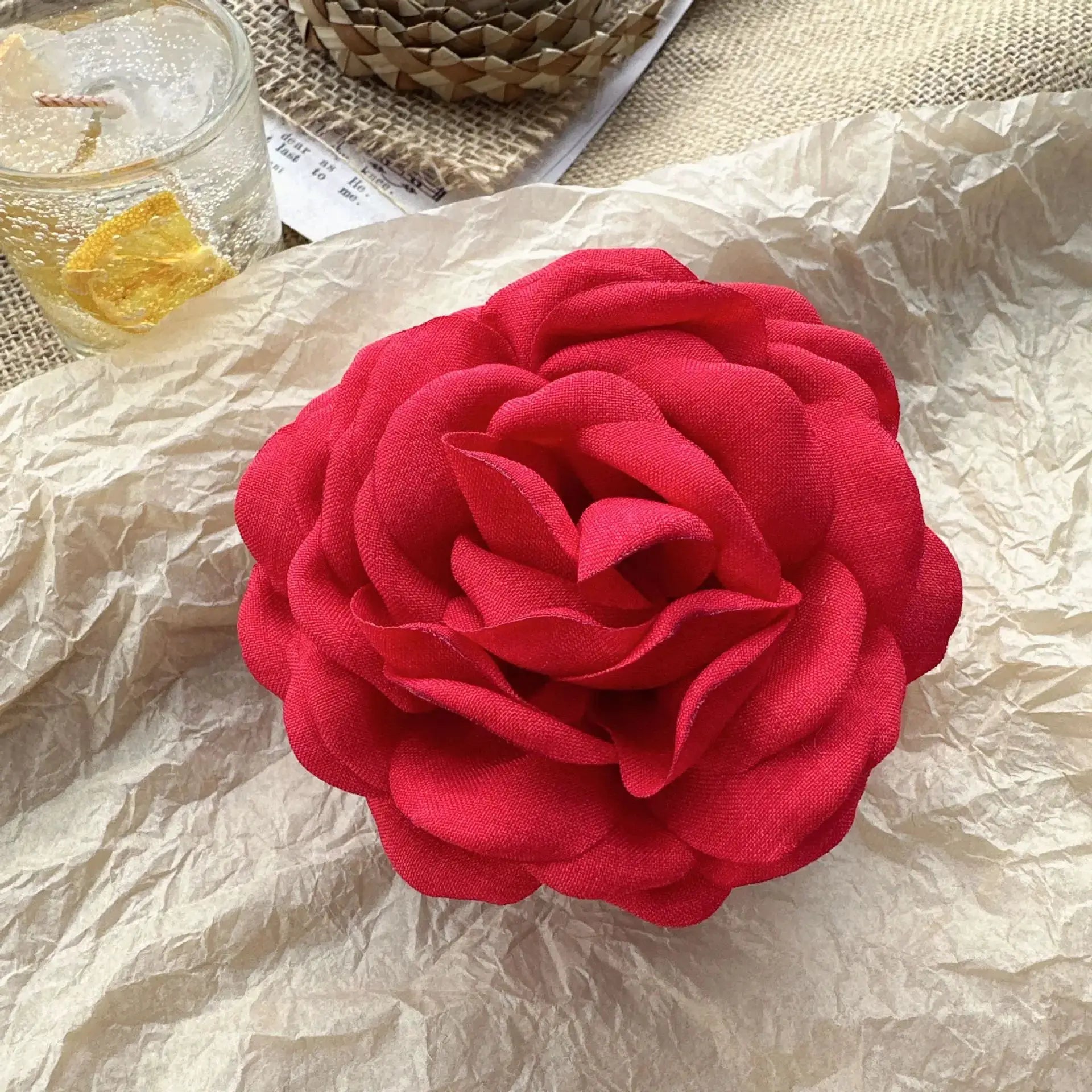 LuxeHair Stereoscopic Rose Hair Clips For Women Sturdy Back Of The Head Shark Clips Fashionable Hair Accessories