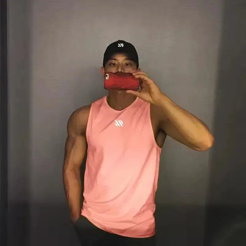 Men's pink sleeveless bodybuilding tank top with Simples Market logo on chest