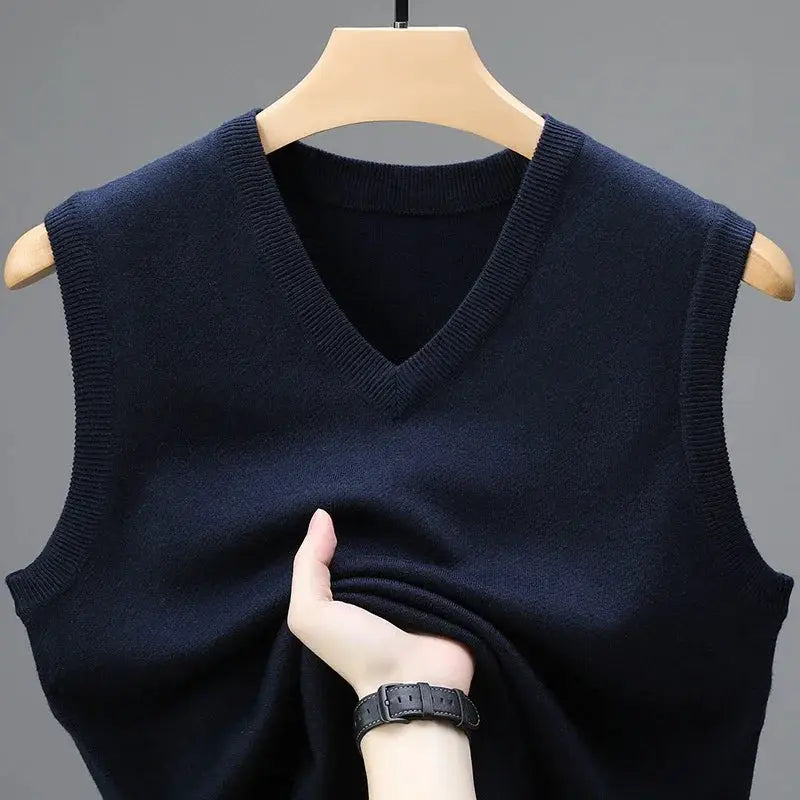 Men's navy knit sweater vest with V-neck, sleeveless and chunky knit