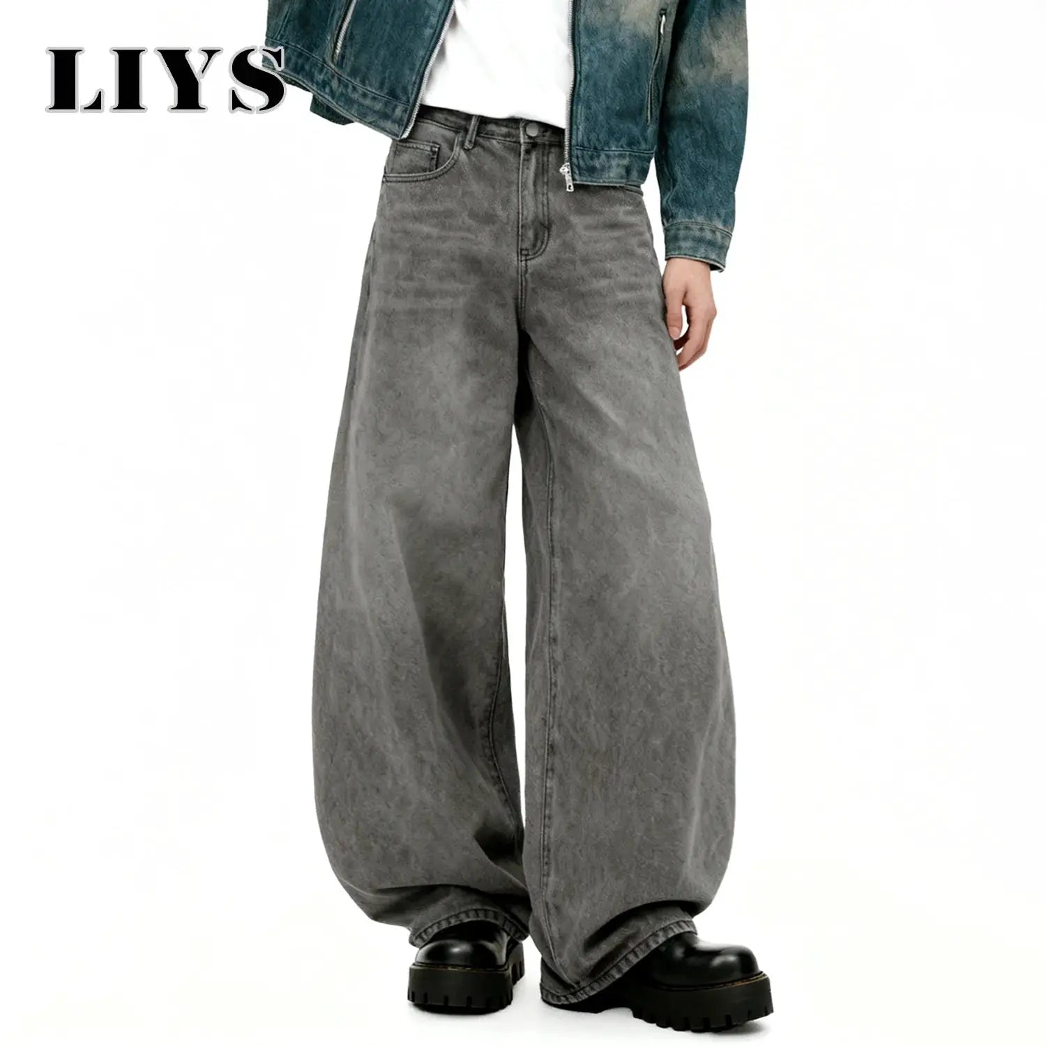 Men's gray baggy wide-leg denim jeans by Simples Market, casual streetwear.