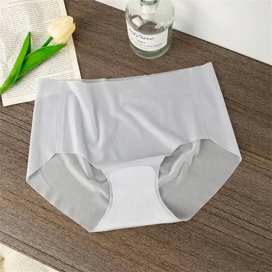 Simples Market white ice silk seamless women's briefs, quick-drying breathable underwear