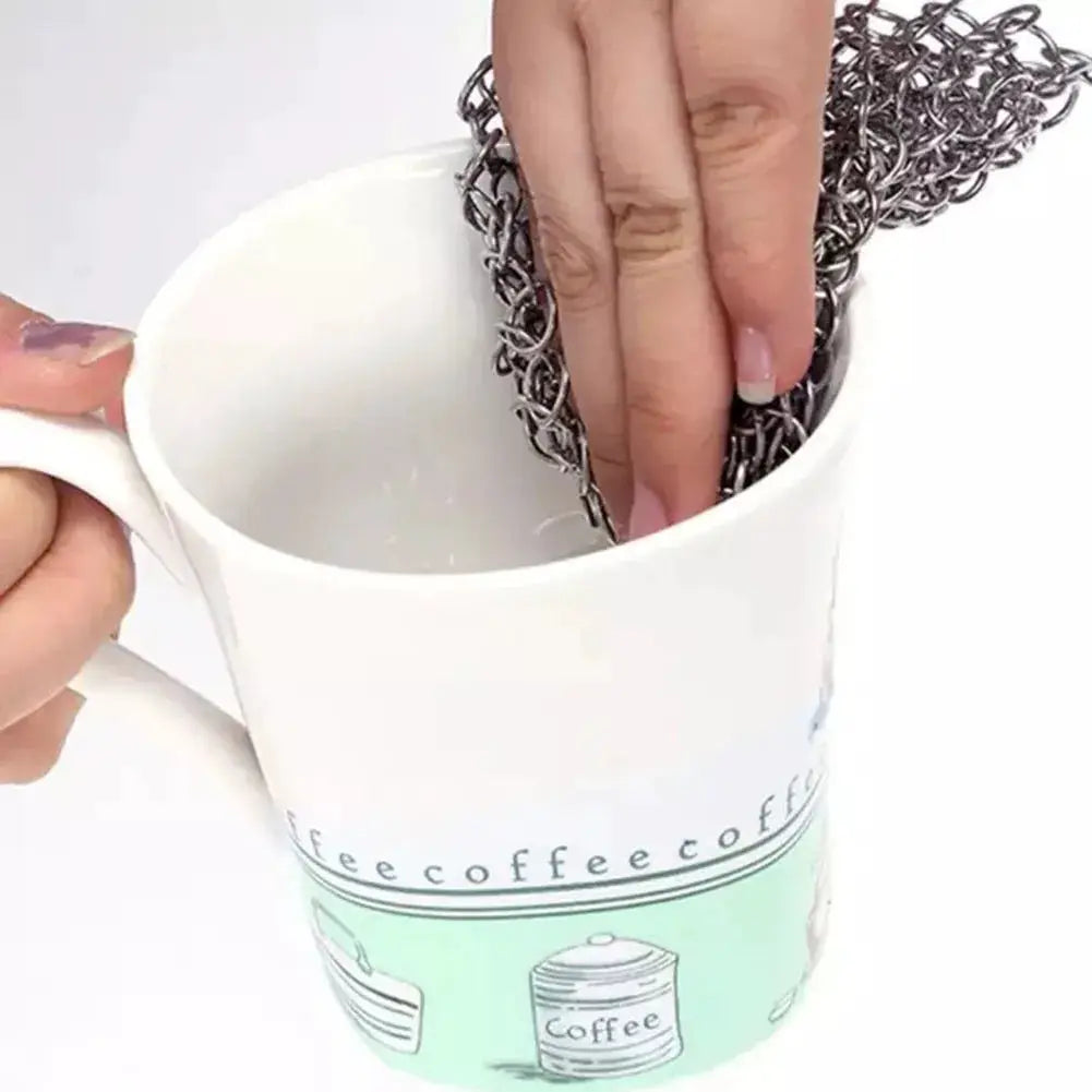 Stainless steel chain mail scrubber for cast iron cookware
