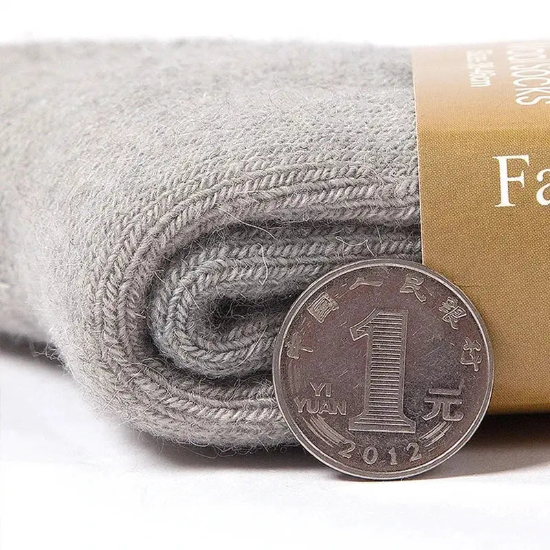 Unisex Merino Wool Winter Thermal Plush Snow Socks For Men And Women Solid Color