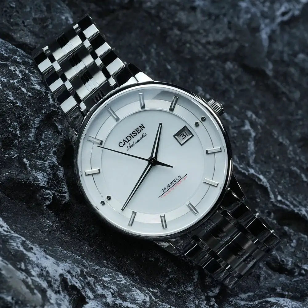 Cadisen automatic wristwatch with white dial, silver stainless steel bracelet, 3 o'clock date window, 24 jewels.