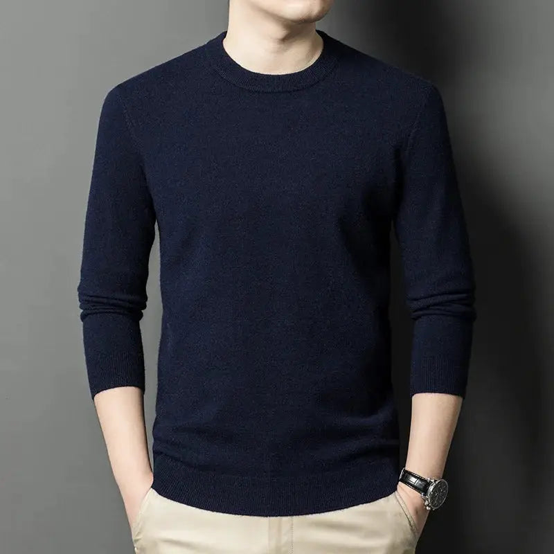 Men's navy blue round-neck knitted sweater with long sleeves