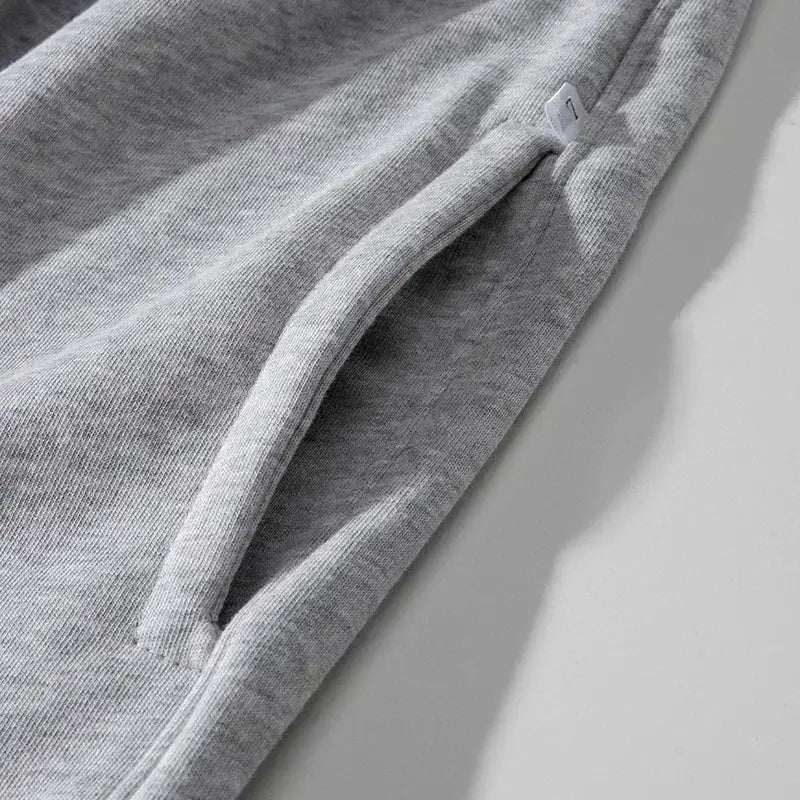 France Rapper Jul shorts by Simples Market in gray cotton, casual breathable sweatshorts with side pocket
