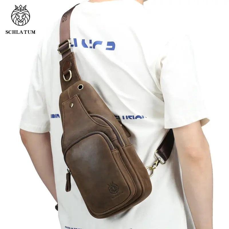 Chest bag in brown genuine leather by SCHLATUM; Simples Market crossbody sling with multiple zip pockets