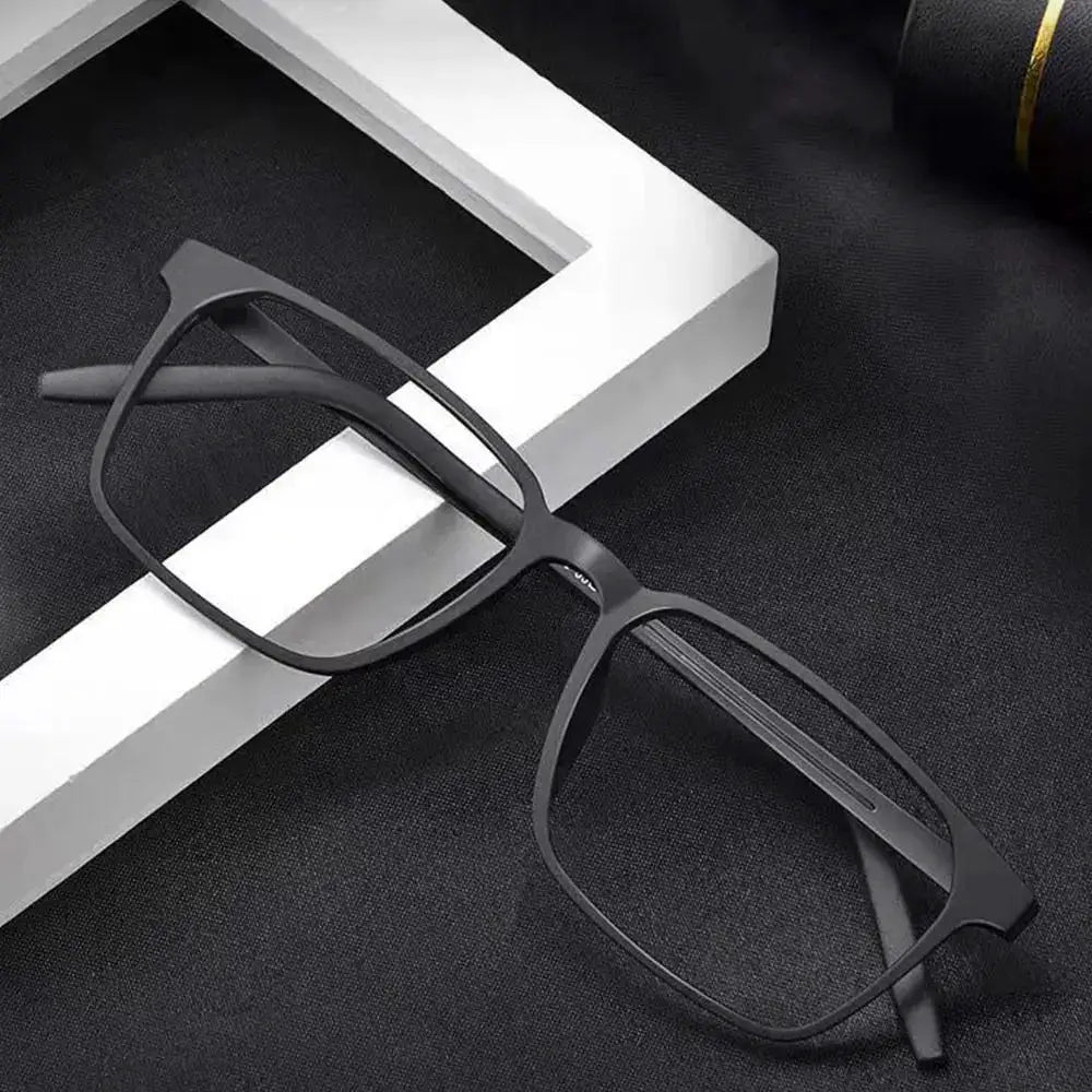 Pure Titanium Reading Glasses For Men With Anti Blue Light Technology And Diopter Range 1.0 To 4.0