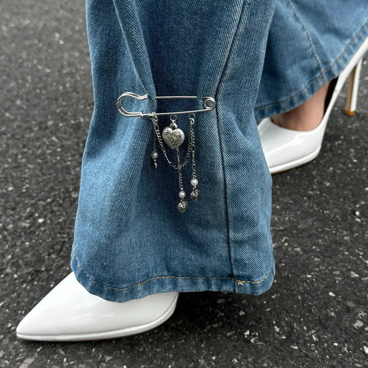 Retro Sweet Imitation Pearl Metal Chain Anklet With Tassel Pendant 2025 Creative Girl Fashion Jewelry