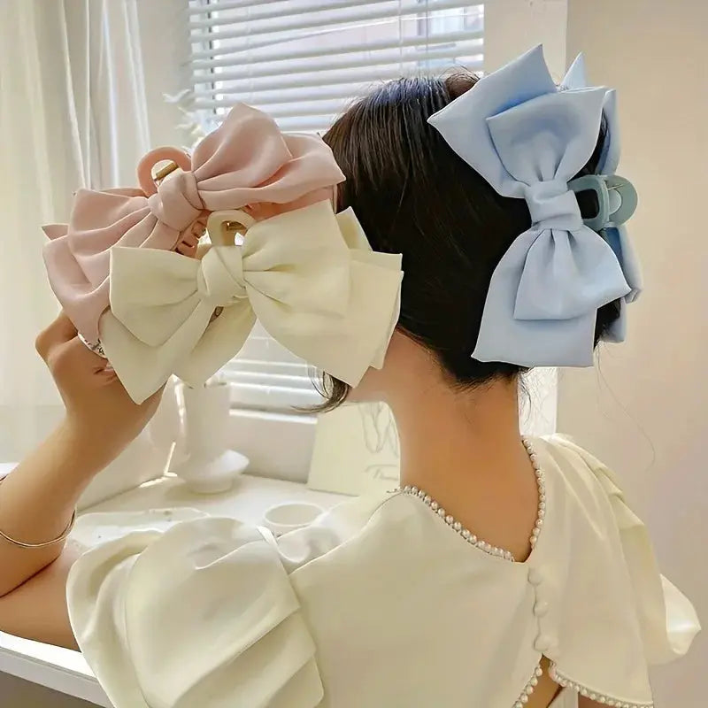 LuxeLocks Super Large Bowknot Grip Clip High End Hair Accessory For Women With Secure Hold And Fashionable Style
