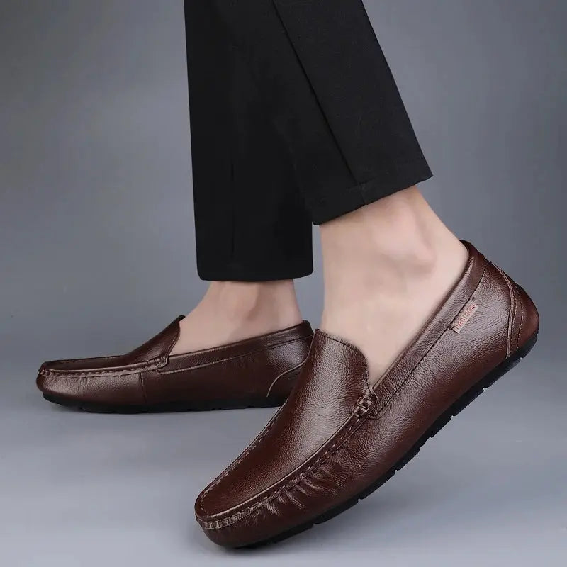 Simples Market genuine leather men's loafers in brown with slip-on moccasin styling and side zipper