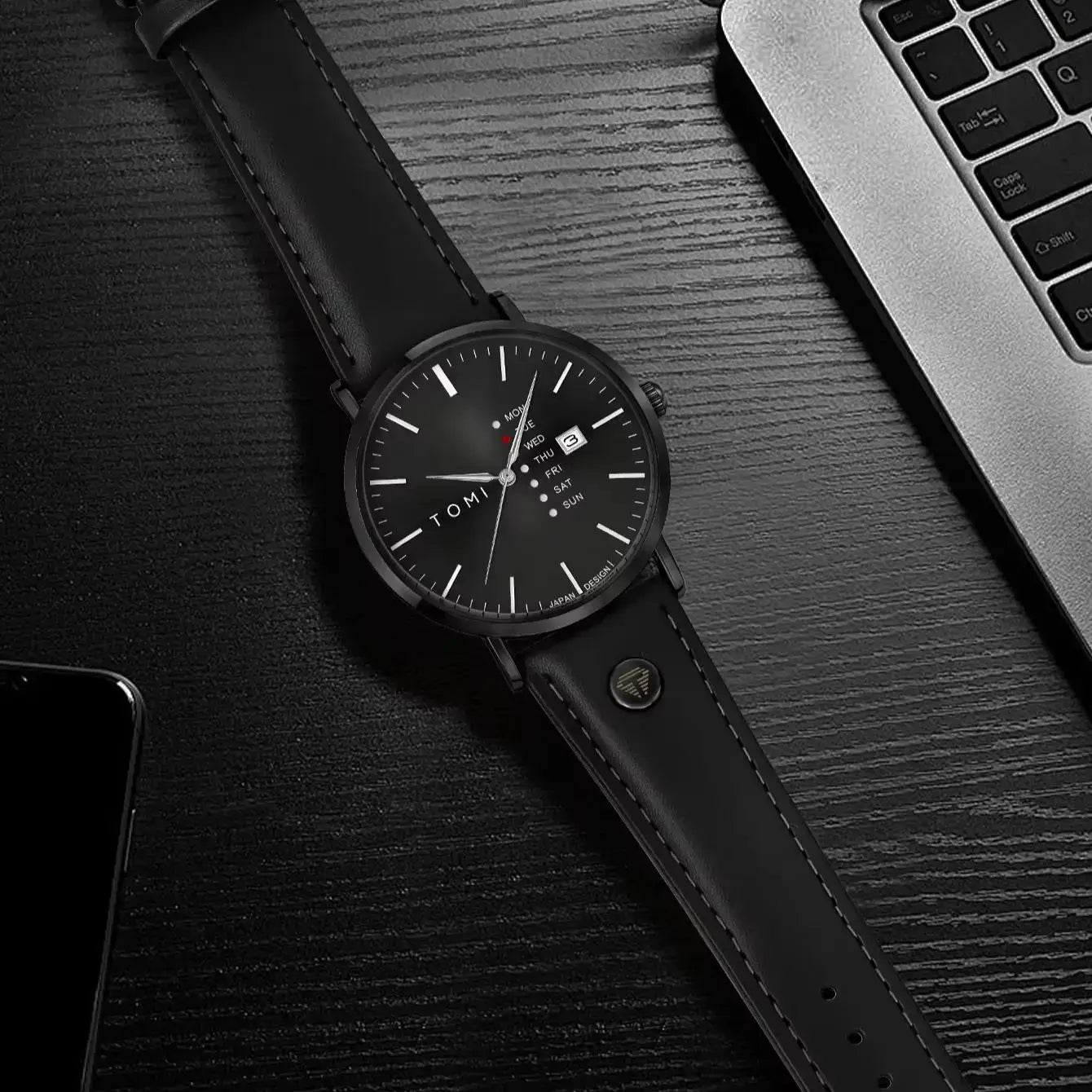TOMI Trendy men's quartz watch with black leather strap and weekday calendar