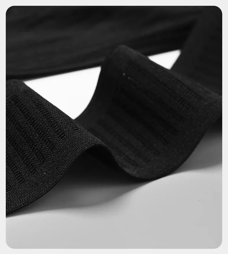 INBIKE winter cycling fleece fabric close-up in black for men's cycling clothing