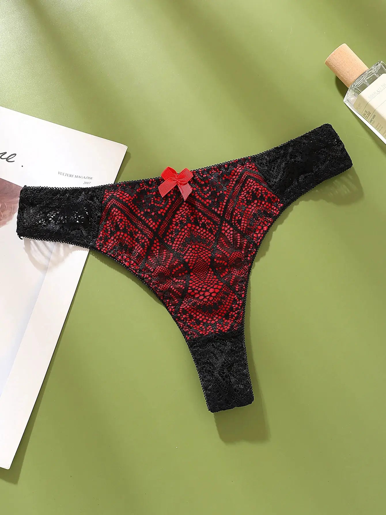 Simples Market red and black color-block lace G-string panty with bow, mid-low rise lingerie