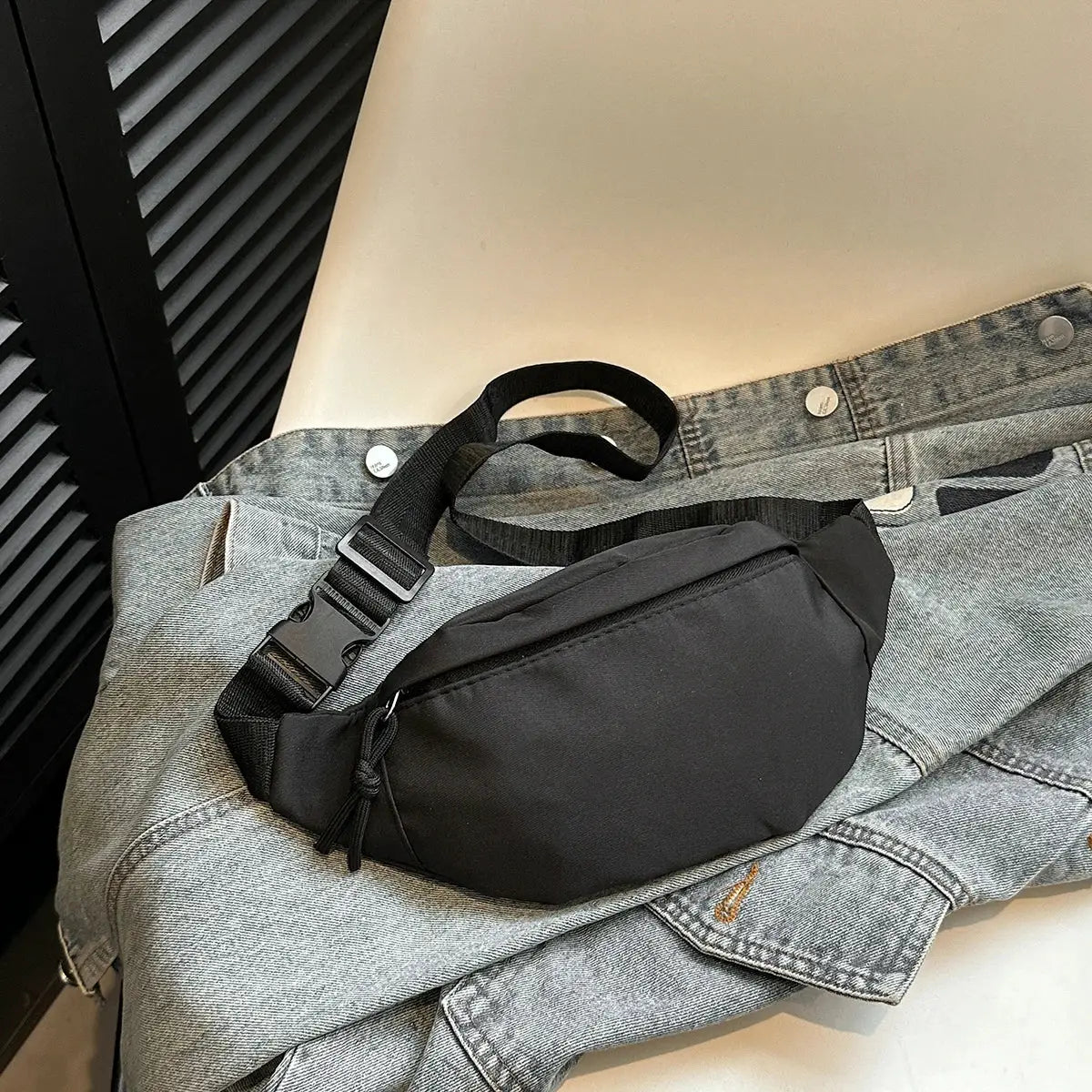 Fanny pack black fabric waist bag with adjustable strap for travel