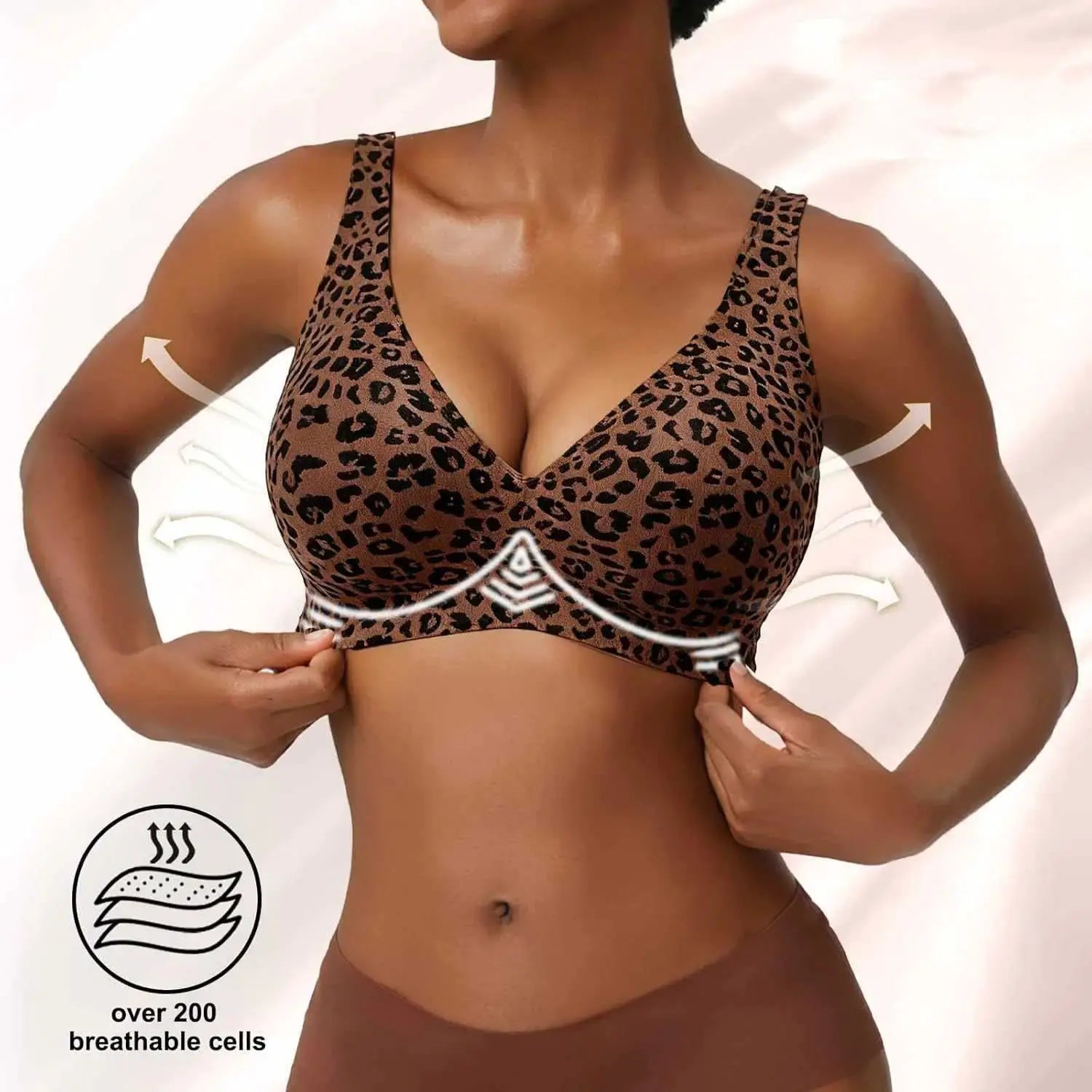 Leopard print wire-free seamless full-cup bra by Simples Market for soft, breathable support