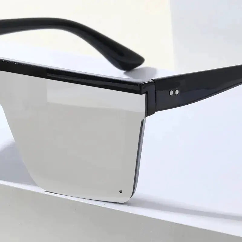 Unisex Large Frame One Piece Sunglasses Retro Style 2024 Trendy Driving Street Photography Eyewear