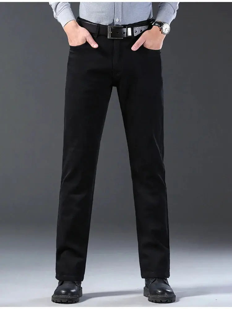 Men's black denim jeans by Simples Market; slim straight-fit with soft stretch.