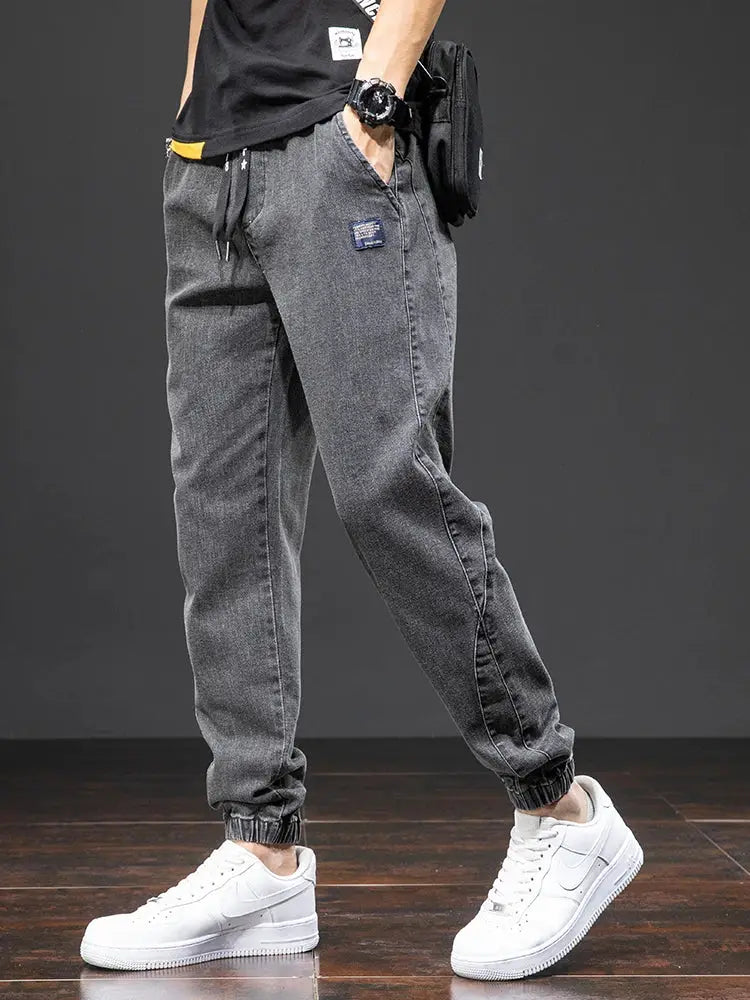 Simples Market men's cargo denim joggers in dark gray, baggy streetwear pants with elastic cuffs