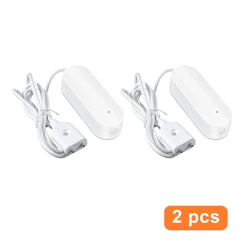 Water leak detectors, two white Ewelink Zigbee3.0 sensors with cords and adapters, Simples Market, 2 pcs