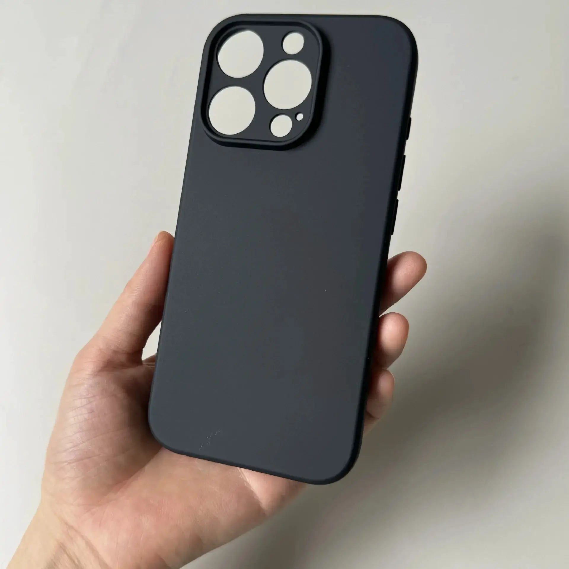 LuxGuard ProSilk Luxury Black Silicone Matte Phone Case For iPhone 11 To 17 Pro Max Anti Fingerprint TPU