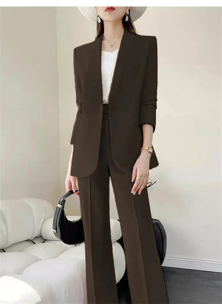 Simples Market brown 2-piece women's suit set with blazer and wide-leg pants.