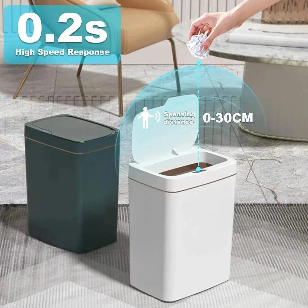 Simples Market smart bathroom trash cans, white and dark-green, sensor-activated 15L; two units shown.