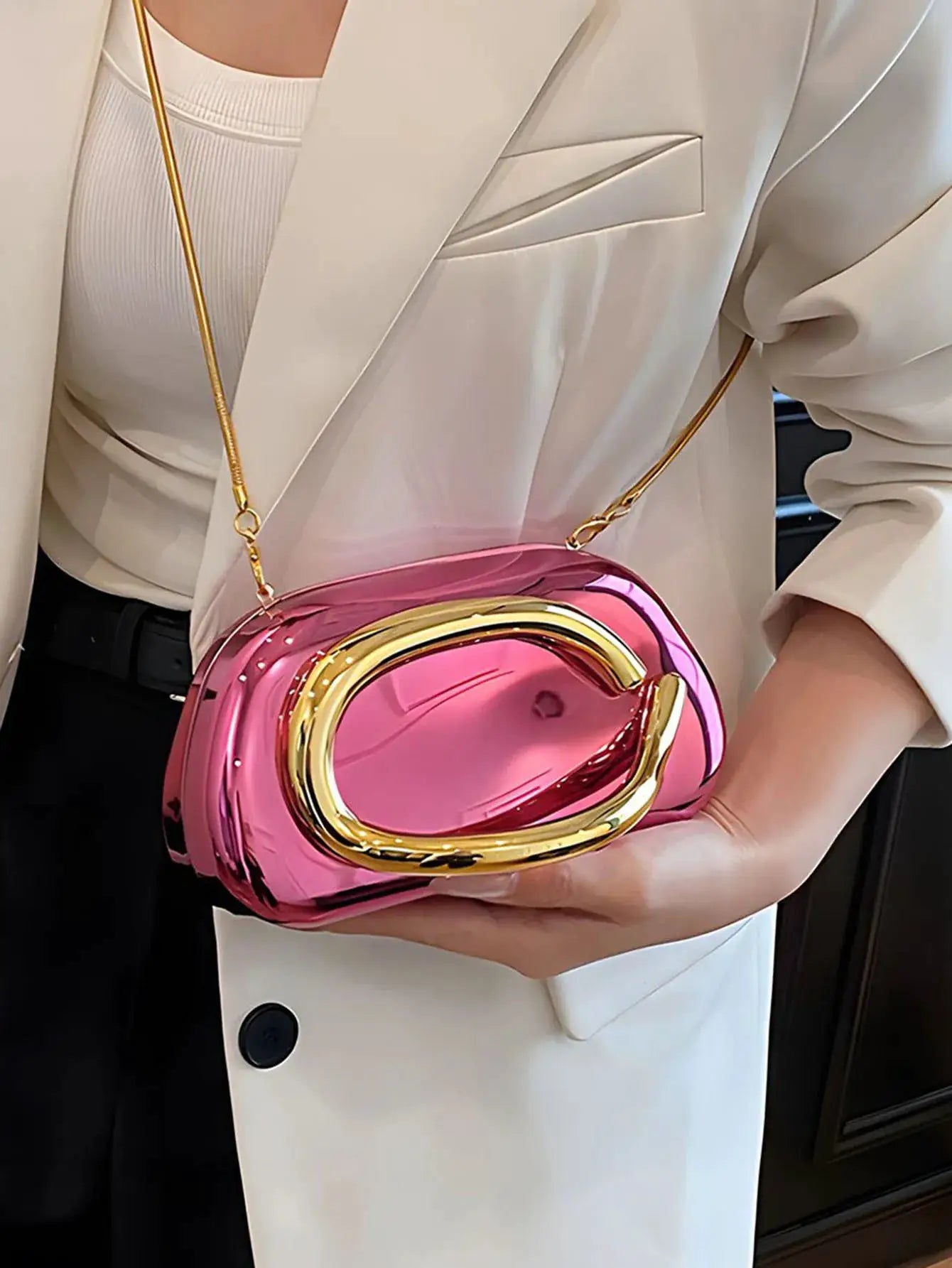 Acrylic box crossbody bag in pink with gold-tone hardware, Simples Market