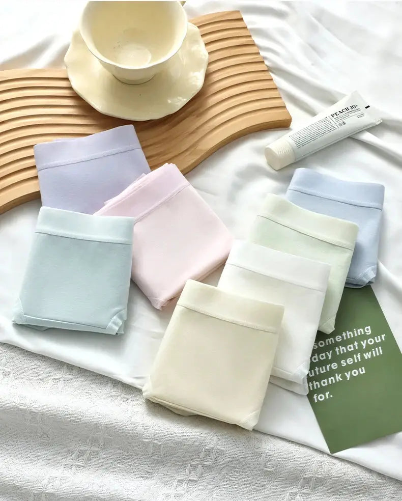 7-piece cotton women’s panties set in pastel colors, soft low-waist briefs