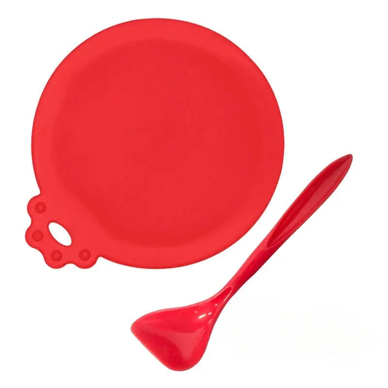 2 Piece Set Reusable Pet Food Can Covers Silicone Lids for Dogs and Cats Airtight Seal with Spoon