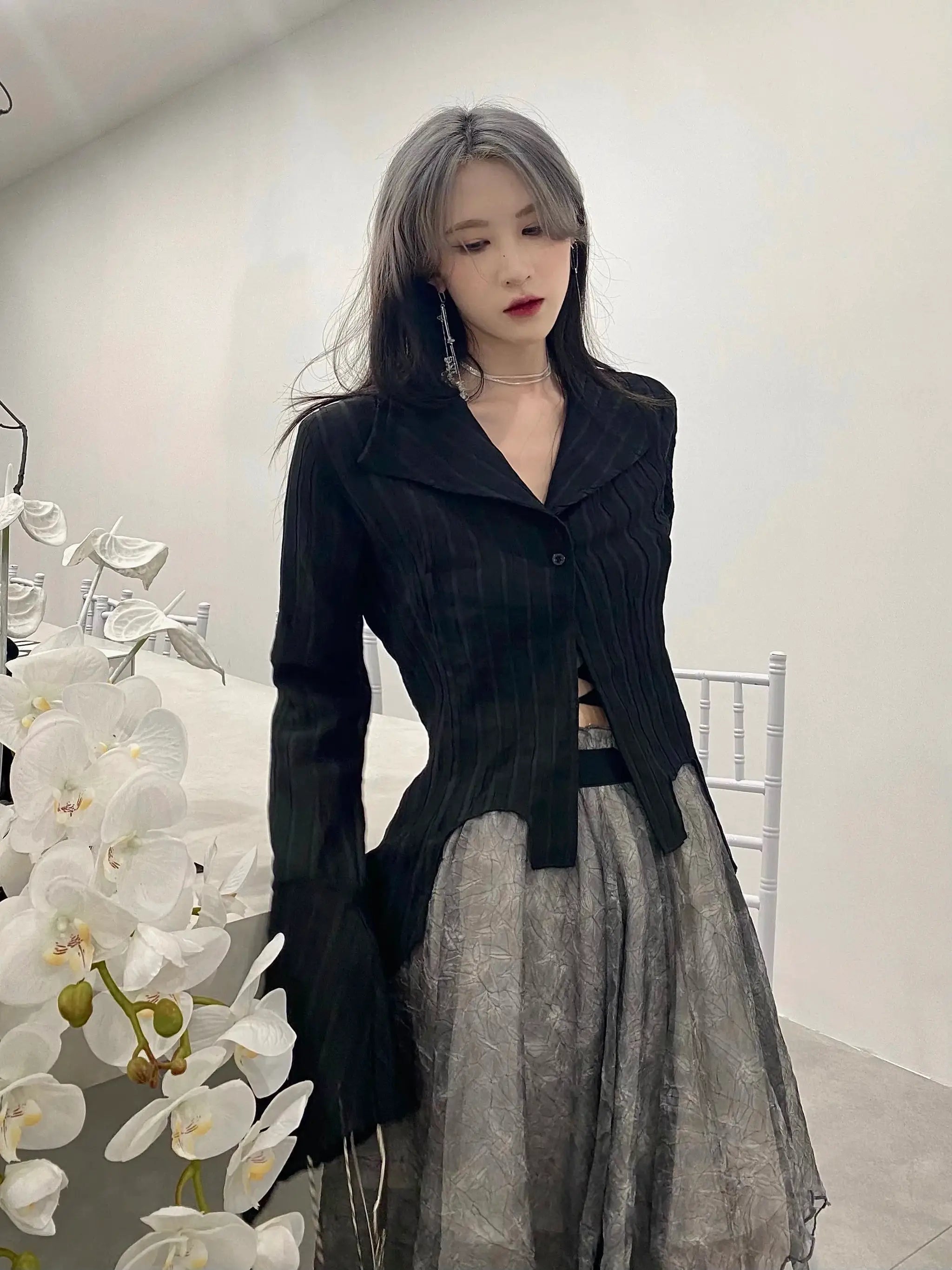 Karrram Gothic black shirt blouse, Yamamoto-style pinstripe, paired with a gray lace skirt.