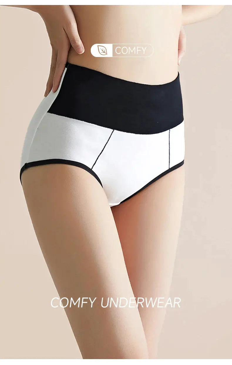 Plus-size Simples Market COMFY underwear cotton high-waist panties, 4-pack, white with black waistband.