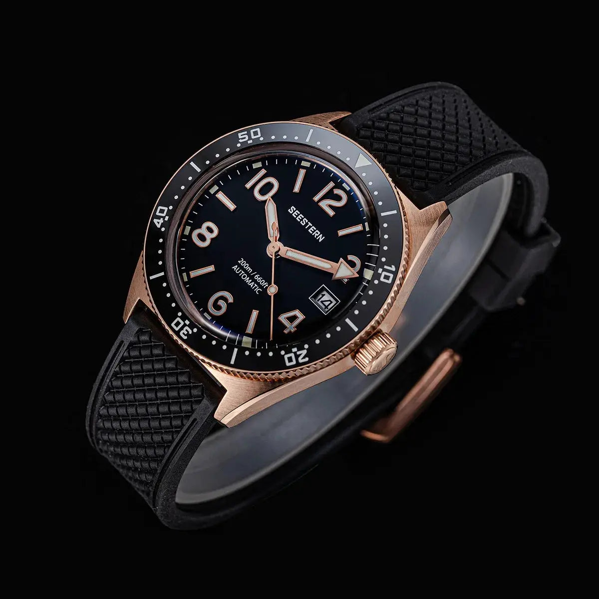 SEESTERN diver watch, rose-gold case, black dial with luminous hands, 200m water resistant, rubber strap