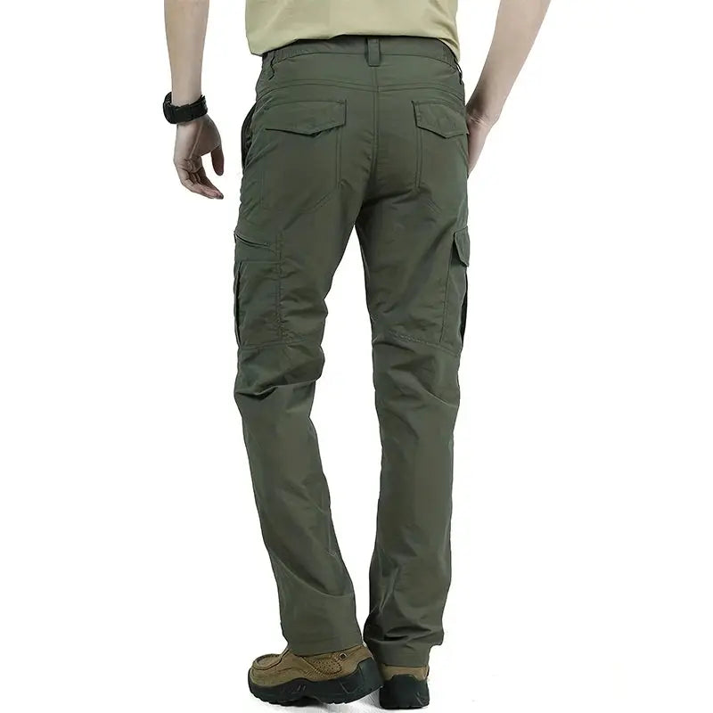 Casual men's olive green cargo pants with multiple pockets; quick-dry, breathable hiking trousers by Simples Market.