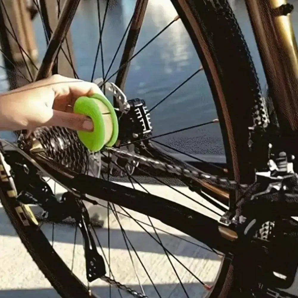 Portable Bicycle Chain Lubricator Roller Cleaner Tool For Bike Chains Maintenance And Lubrication