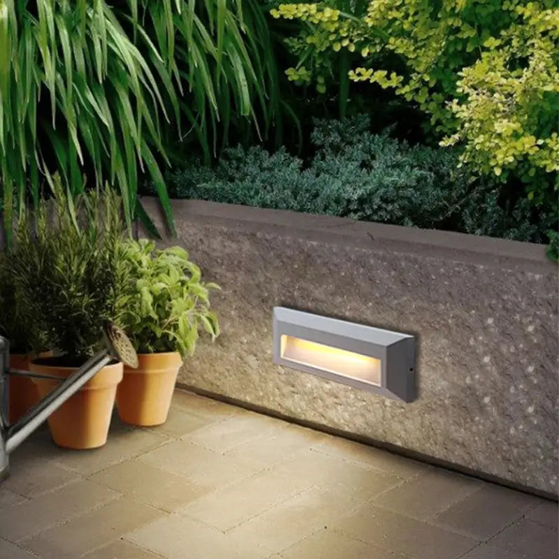 Surface mounted LED stair step light, 6W waterproof gray alloy wall lamp for porch and stairs.