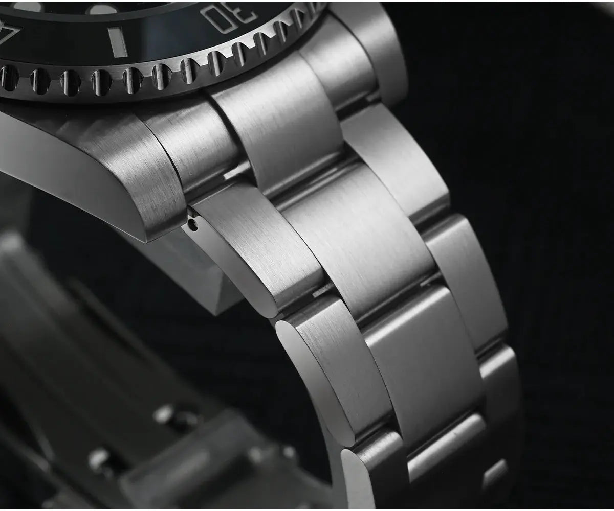 San Martin 40mm Water Ghost diver watch with stainless steel bracelet and black bezel