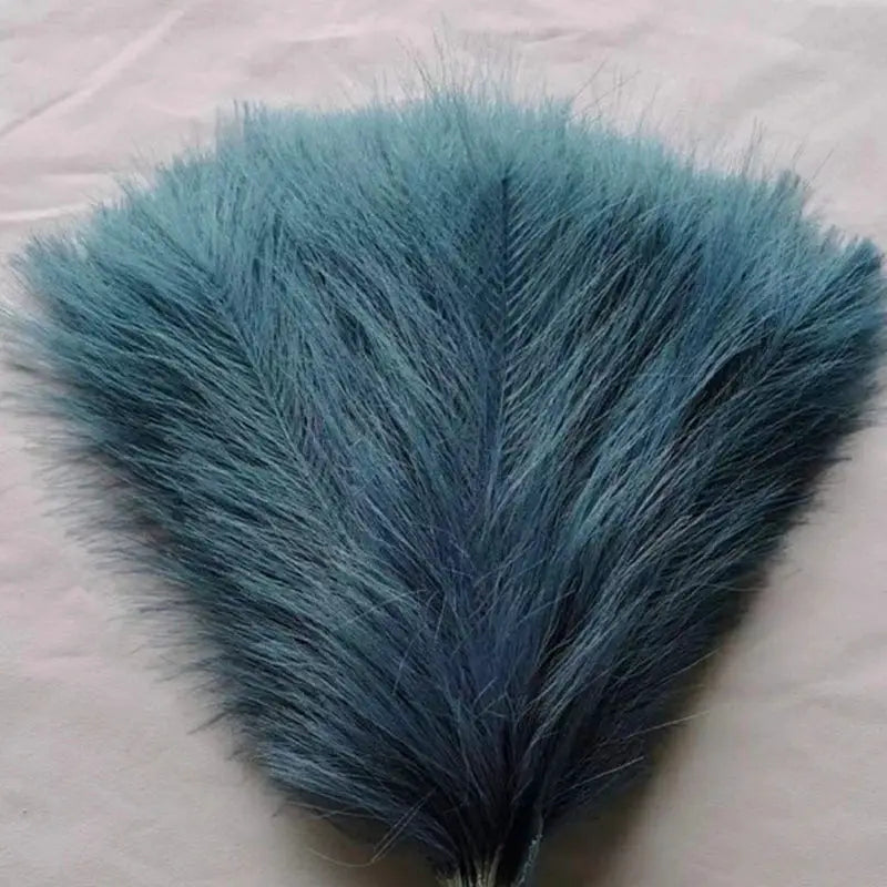 Five Pieces 42cm Artificial Pampas Grass Plumes For Wedding Props And Boho Home Decoration