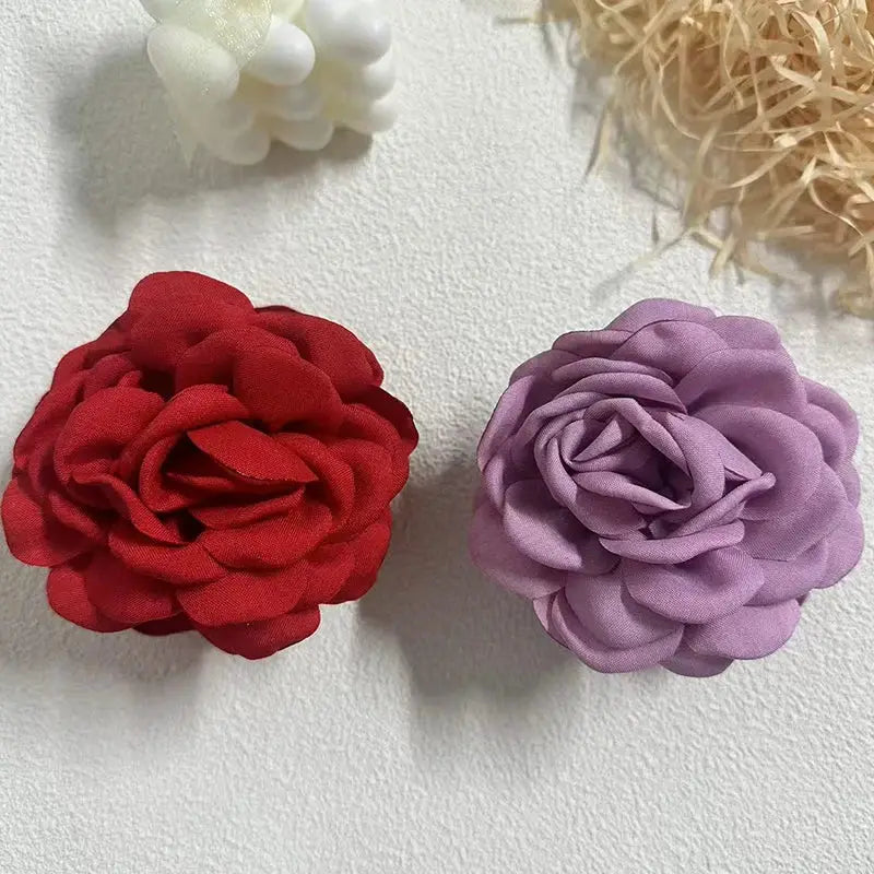 LuxeHair Stereoscopic Rose Hair Clips For Women Sturdy Back Of The Head Shark Clips Fashionable Hair Accessories
