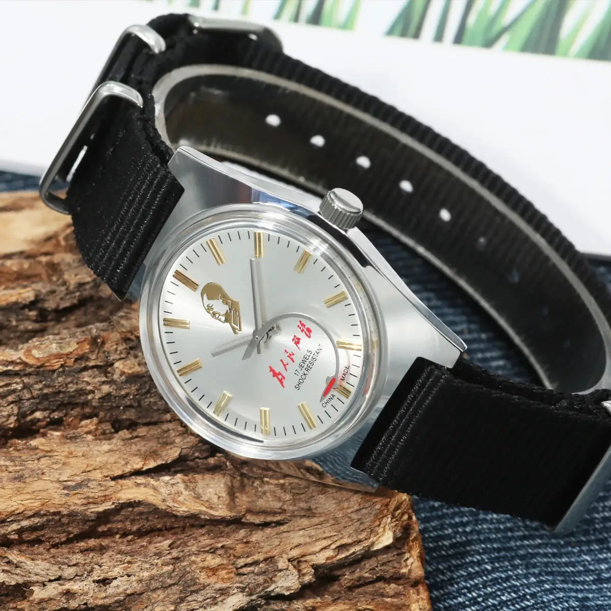 7120 hand-wind mechanical men's watch by Simples Market, 36mm, silver case, white dial, gold markers, black strap.