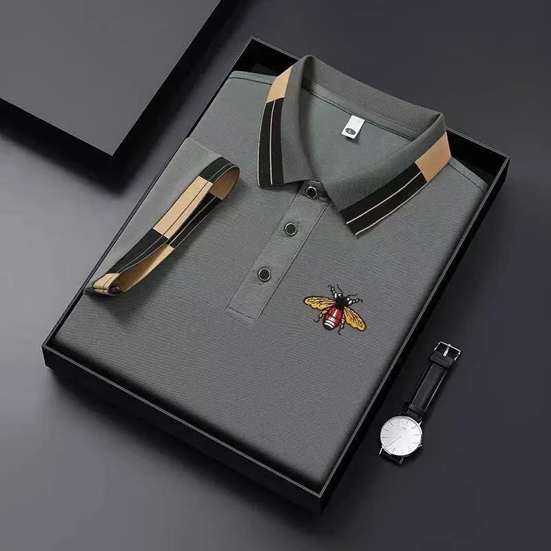 Simples Market men's grey polo shirt with bee embroidery, short sleeves, breathable fabric.