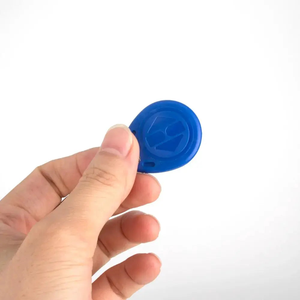 RFID keyfob, blue circular, EM4100 125kHz, on a key ring
