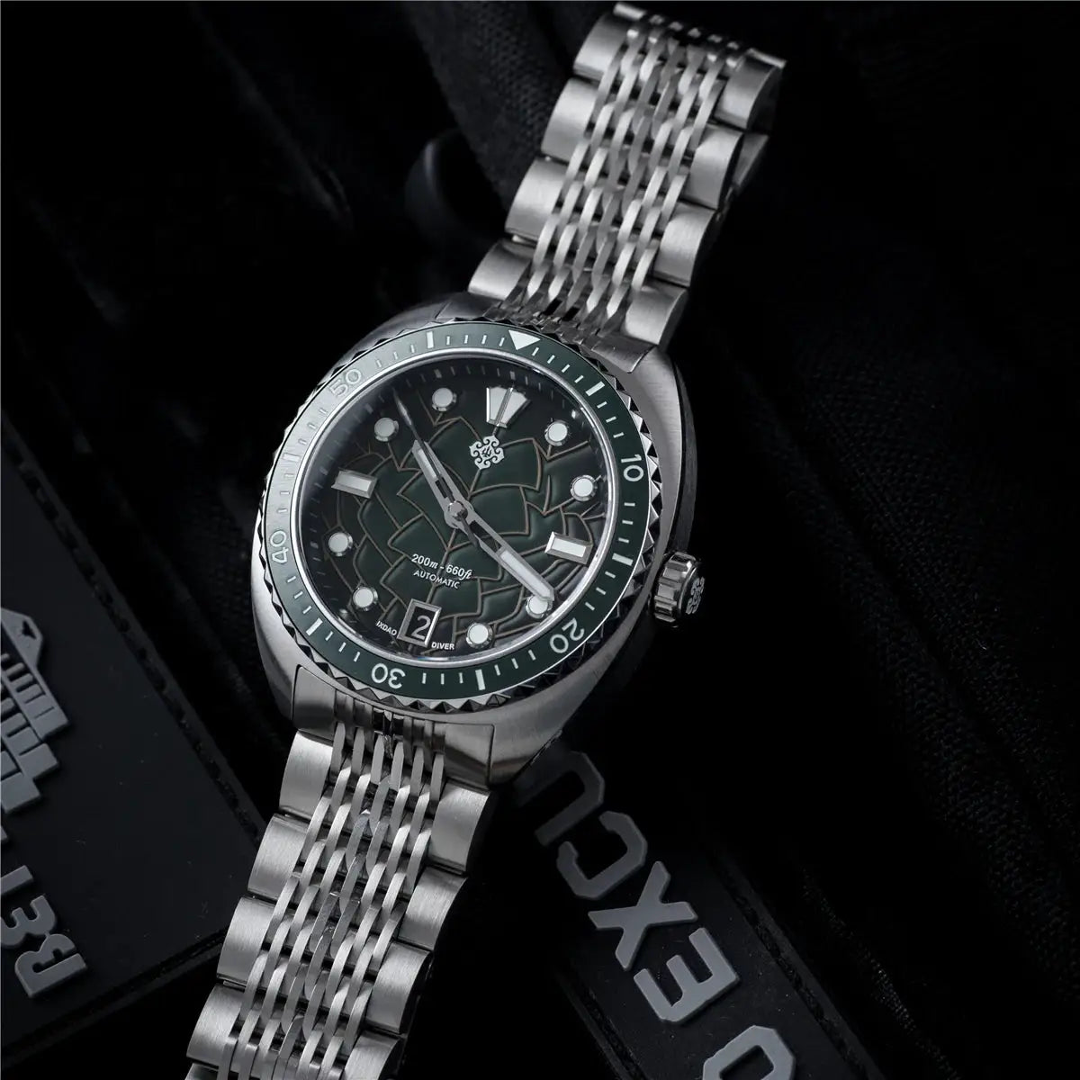 Simples Market IXDAO IPOSE 2026 men's automatic diving watch with green Poseidon dial and stainless steel bracelet
