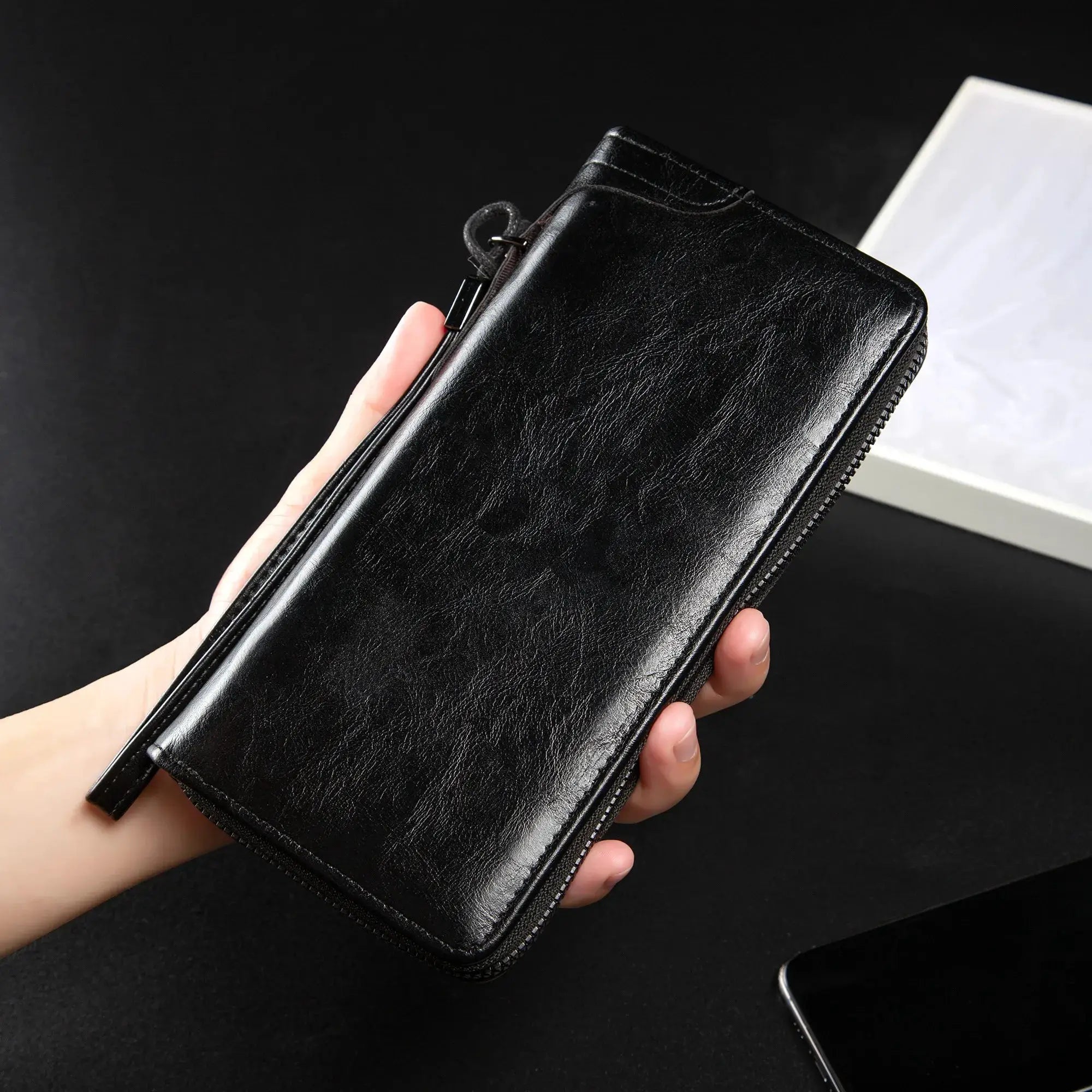 Men's long zipper wallet in black PU leather with RFID blocking