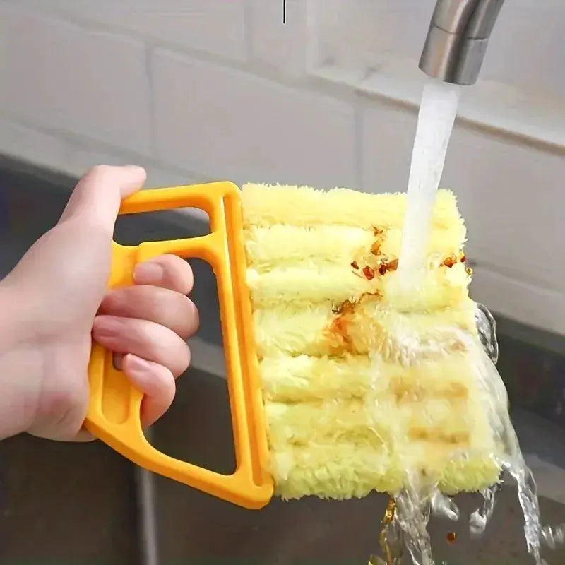 Simples Market blinds cleaning brush; yellow detachable, washable brush with orange handle