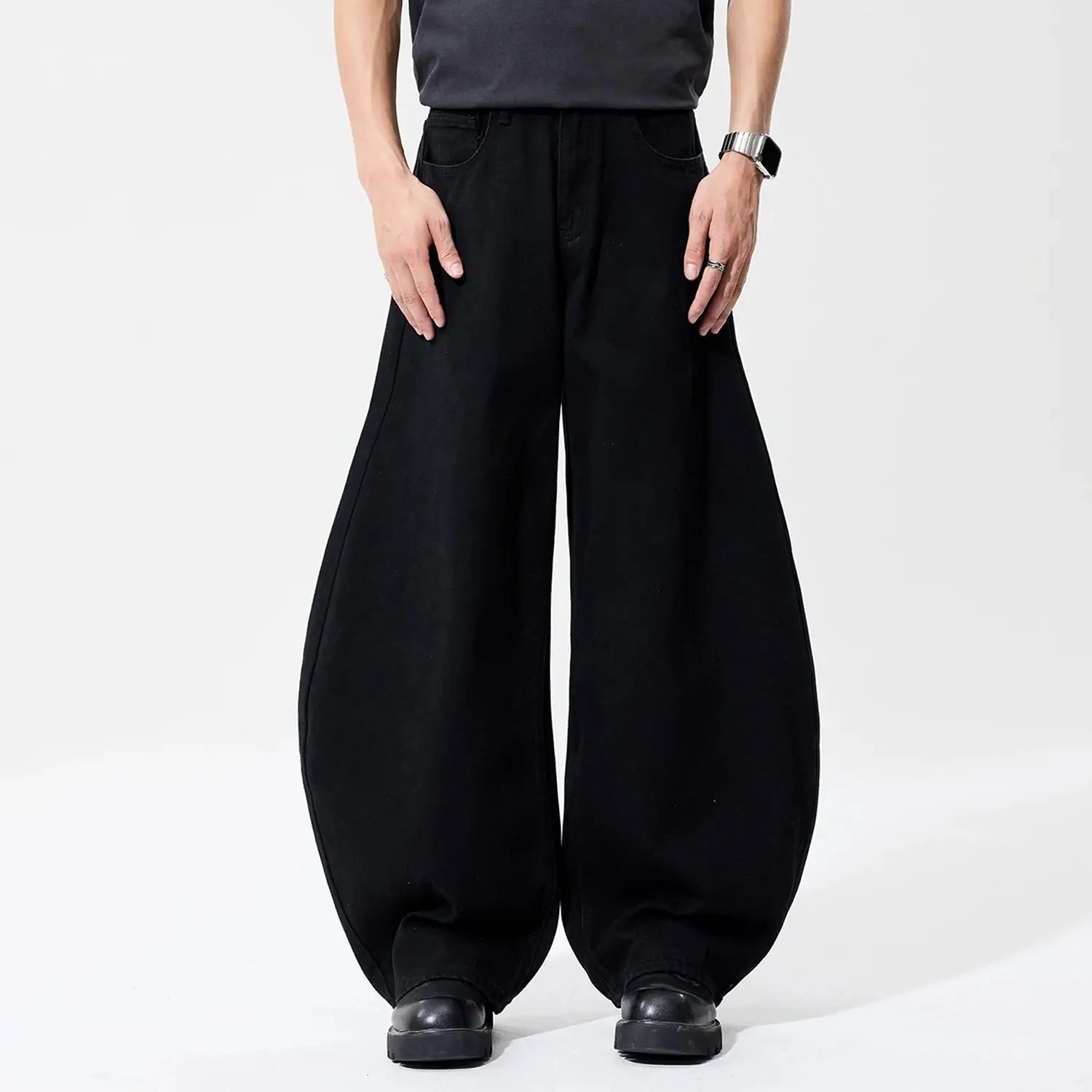Men's black baggy wide-leg denim jeans with front pockets