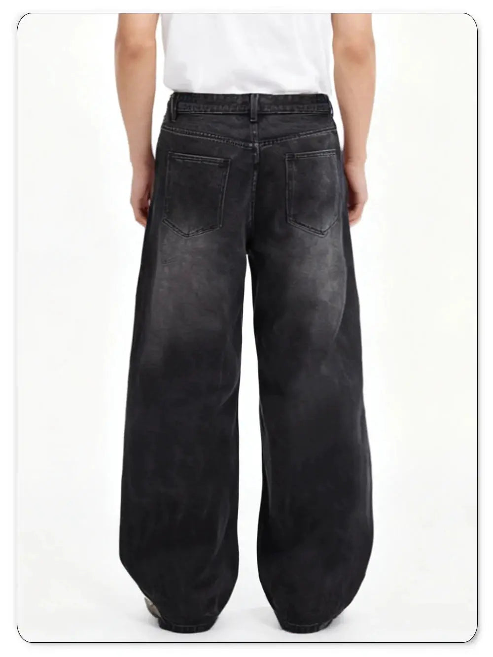 Four Season men's jeans with loose wide-leg denim in gray-black wash from Simples Market